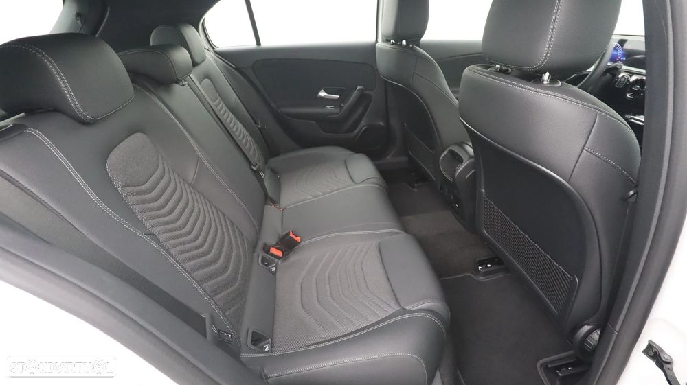 Mercedes-Benz A 250 e - 27