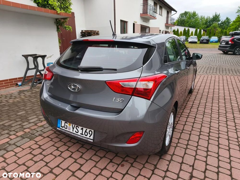 Hyundai i30 1.4 Trend - 11