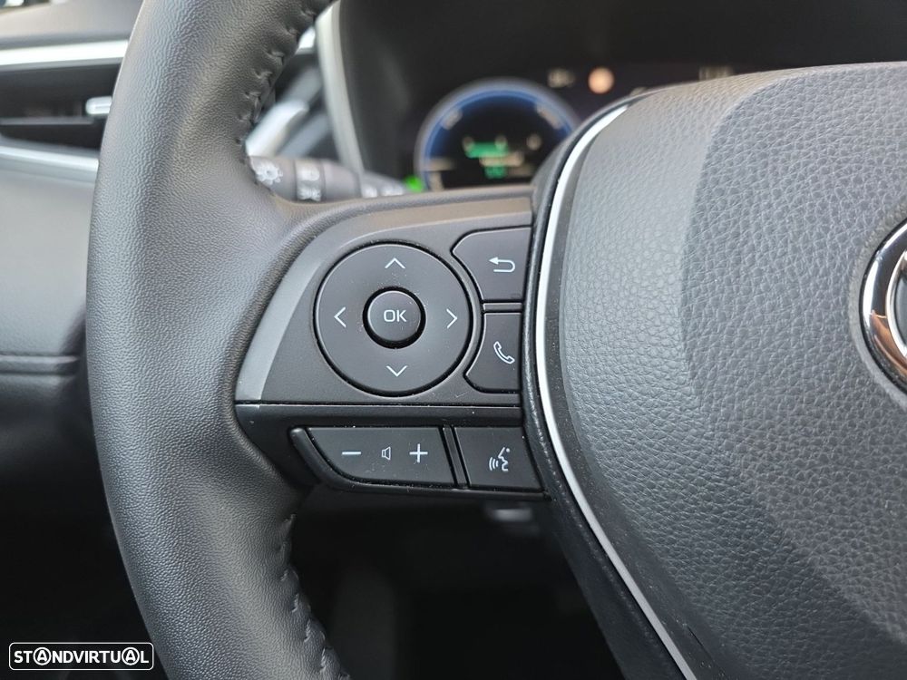 Toyota Corolla Cross 1.8 Hybrid Exclusive - 17