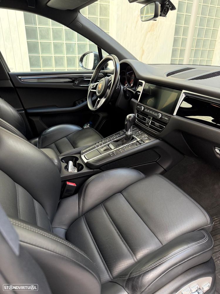 Porsche Macan - 3