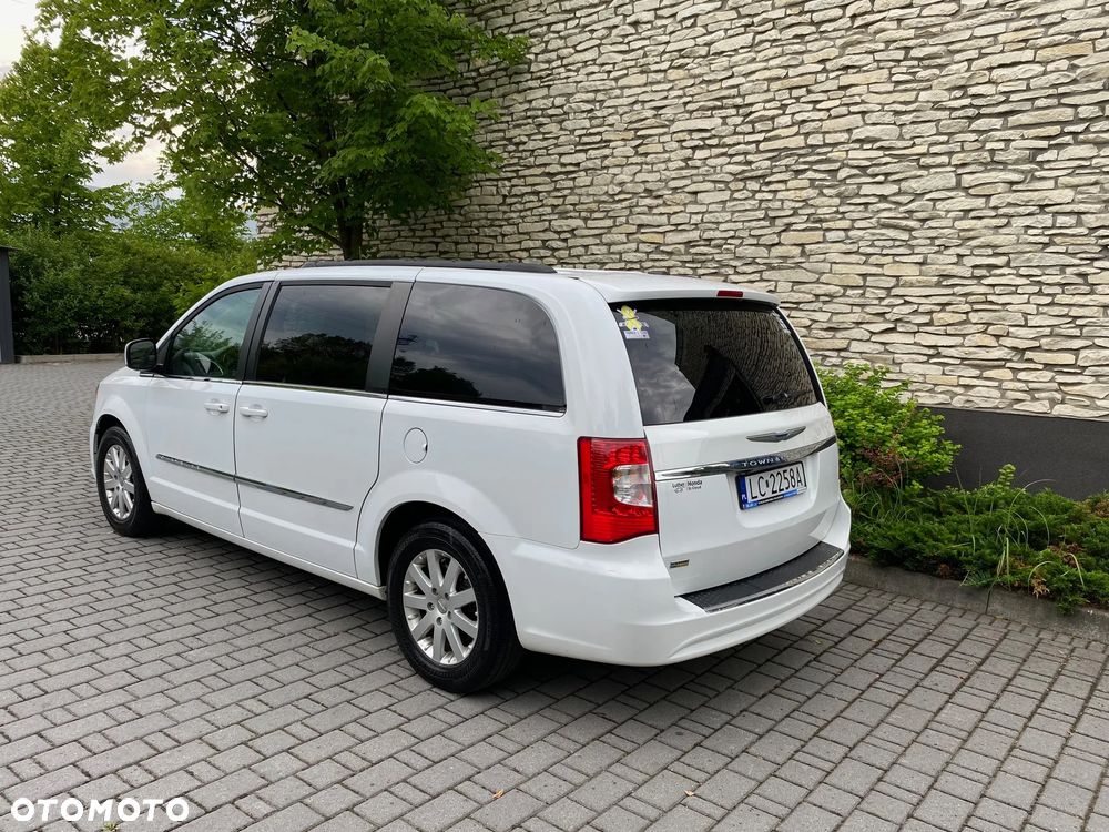 Chrysler Town & Country 3.6 Touring - 6