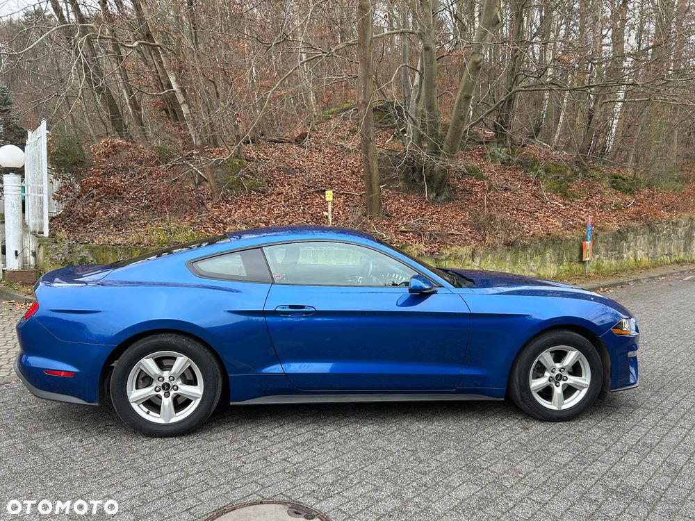 Ford Mustang - 12
