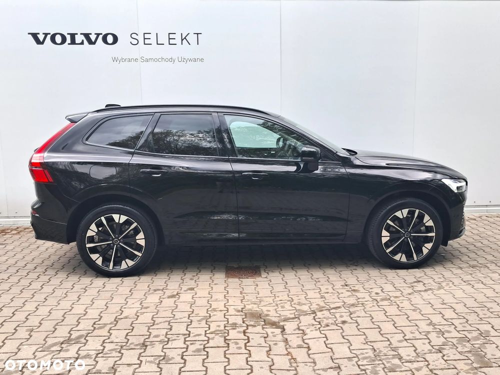 Volvo XC 60 T6 Plug-In Hybrid AWD Ultra Dark - 8