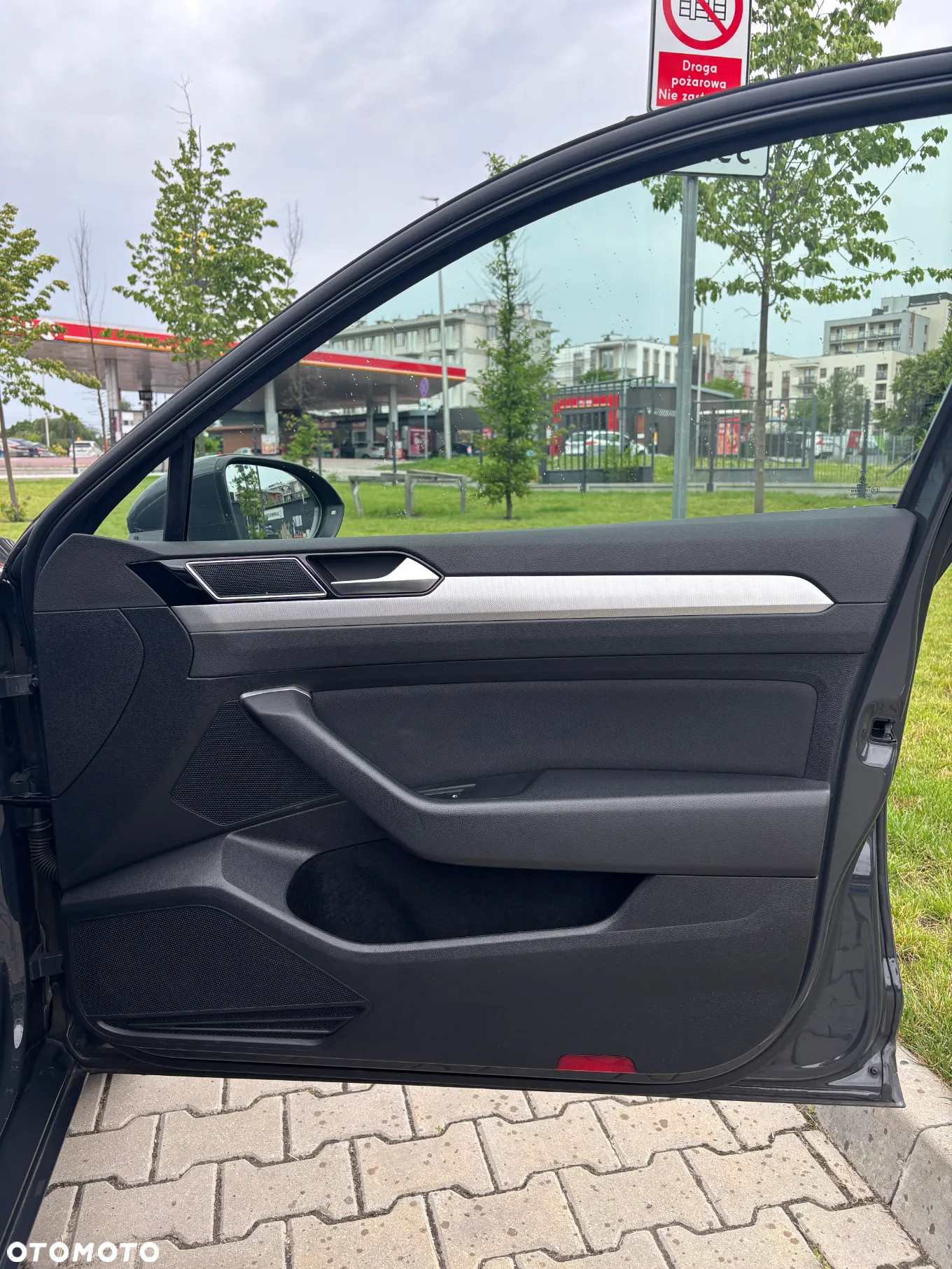Volkswagen Passat - 10