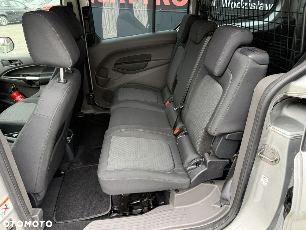 Ford Transit Connect - 13