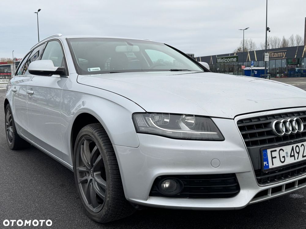 Audi A4 Avant 2.0 TDI - 9