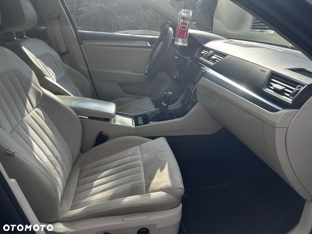 Skoda Superb 2.0 TDI Style DSG - 24