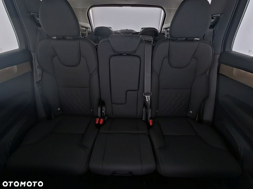 Volvo XC 90 T8 AWD Plug-In Hybrid Plus Dark 7os - 13