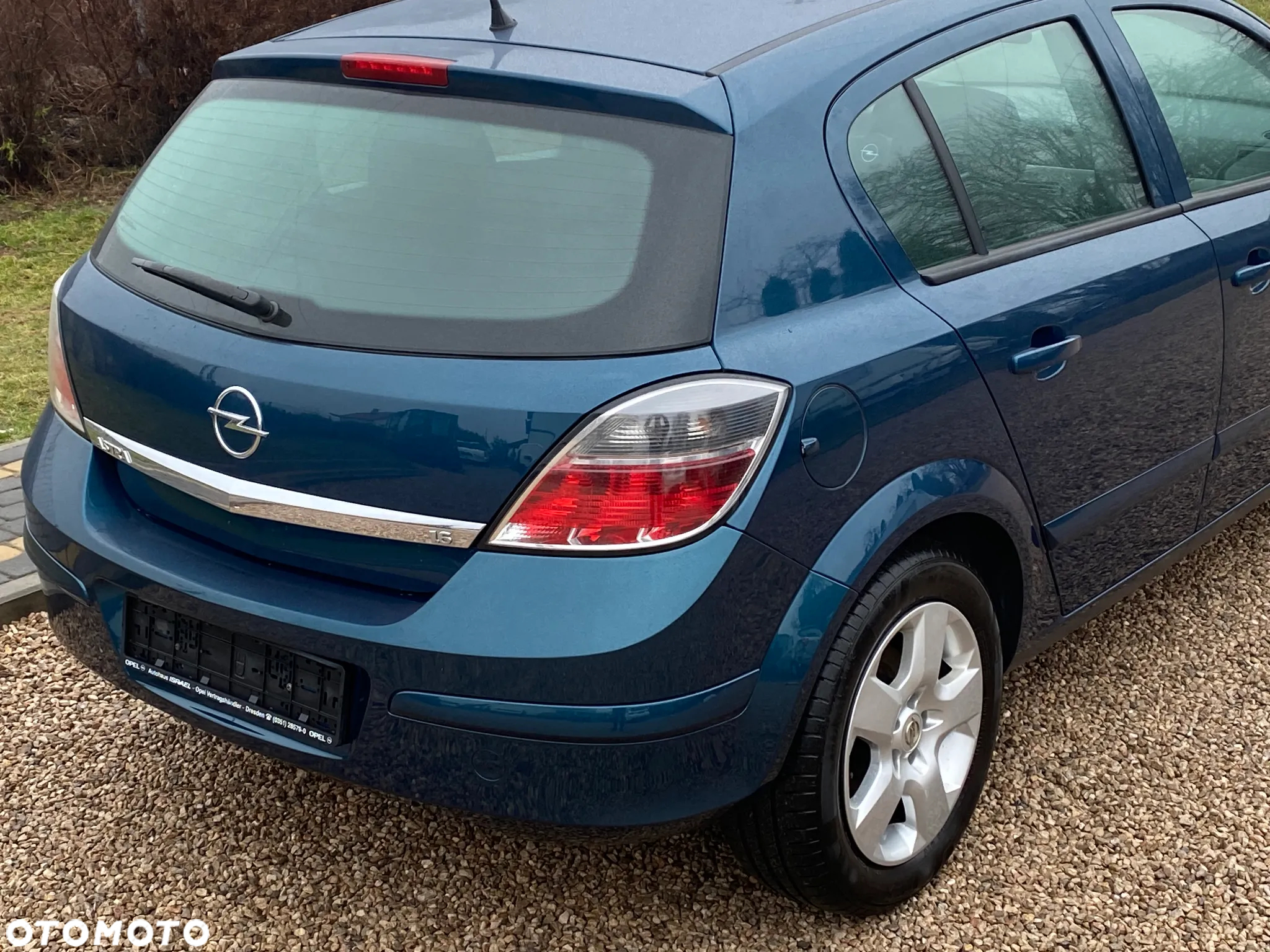 Opel Astra III 1.6 - 10