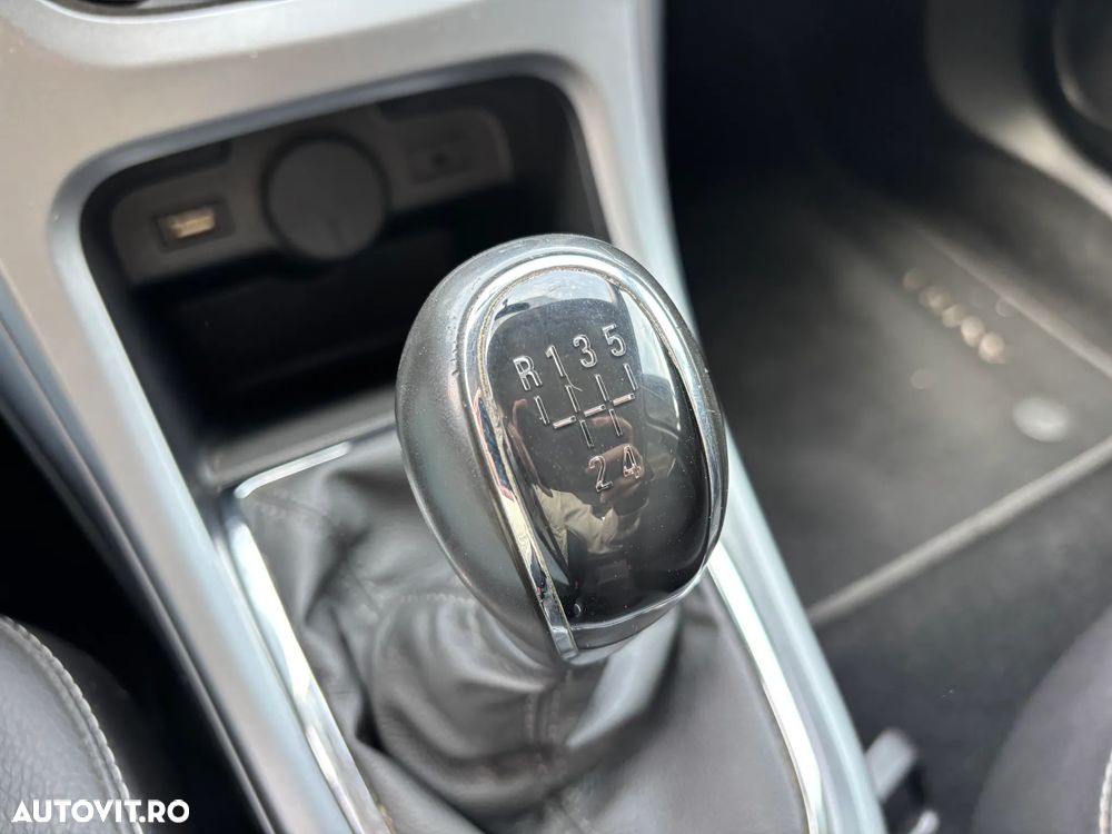 Opel Astra 1.6 TWINPORT ECOTEC Active - 23