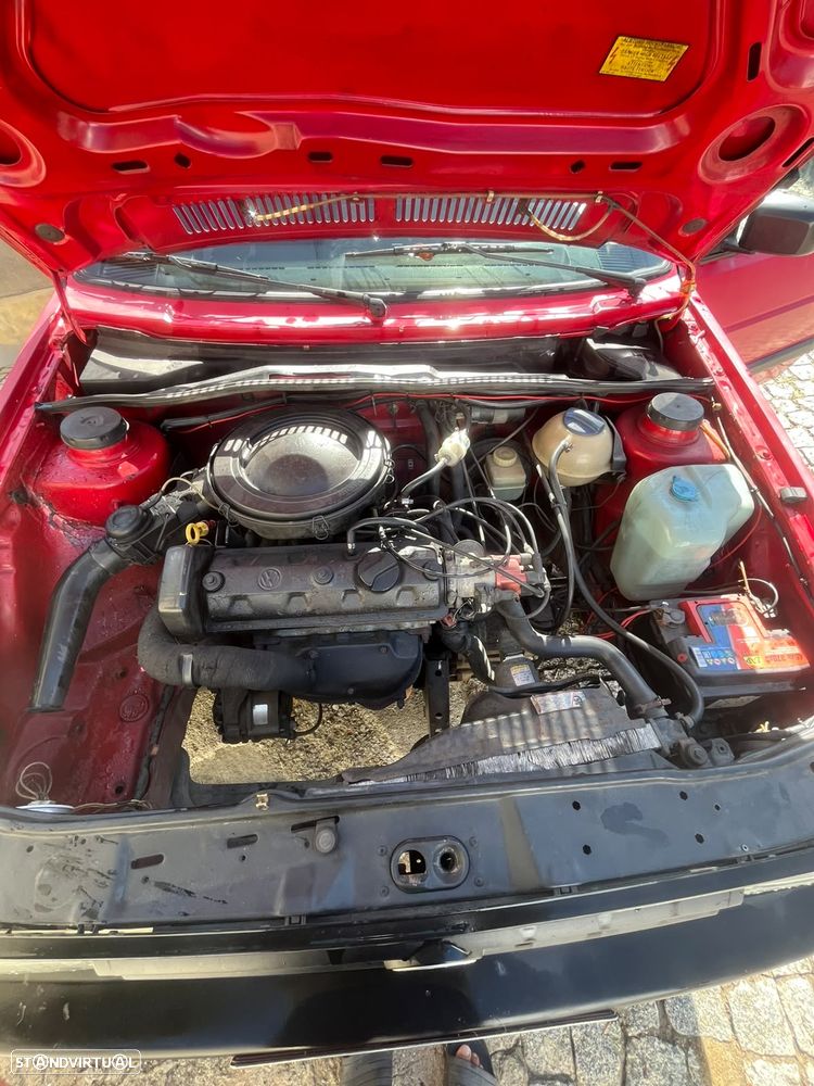 VW Golf 1.3 CL - 6