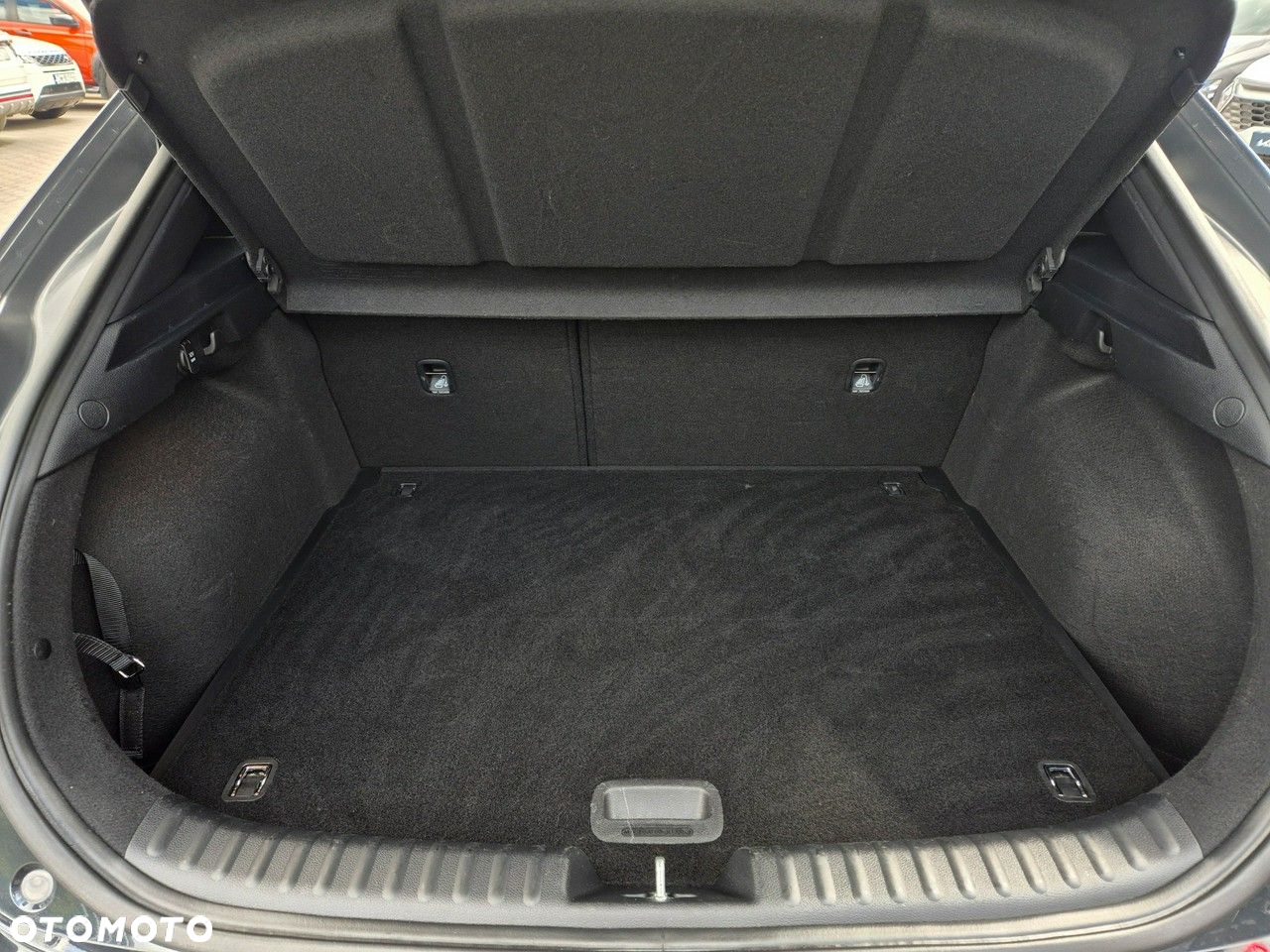 Kia XCeed - 30