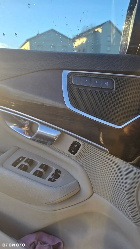 Volvo XC 90 T6 AWD Geartronic Momentum - 16