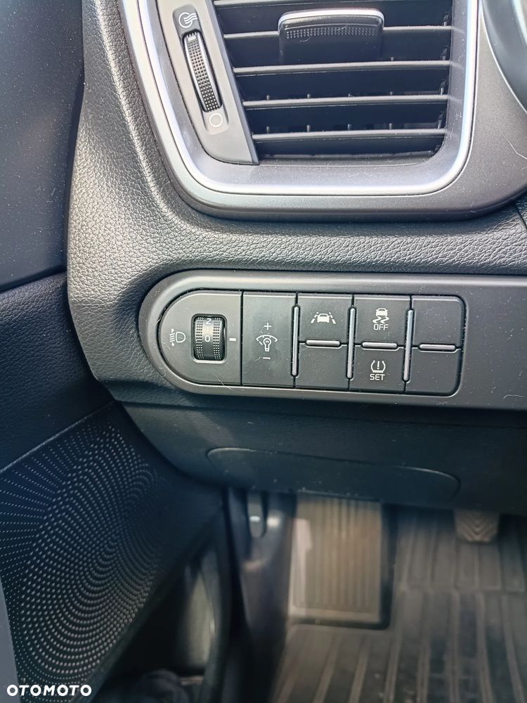 Kia XCeed 1.4 T-GDI M - 7