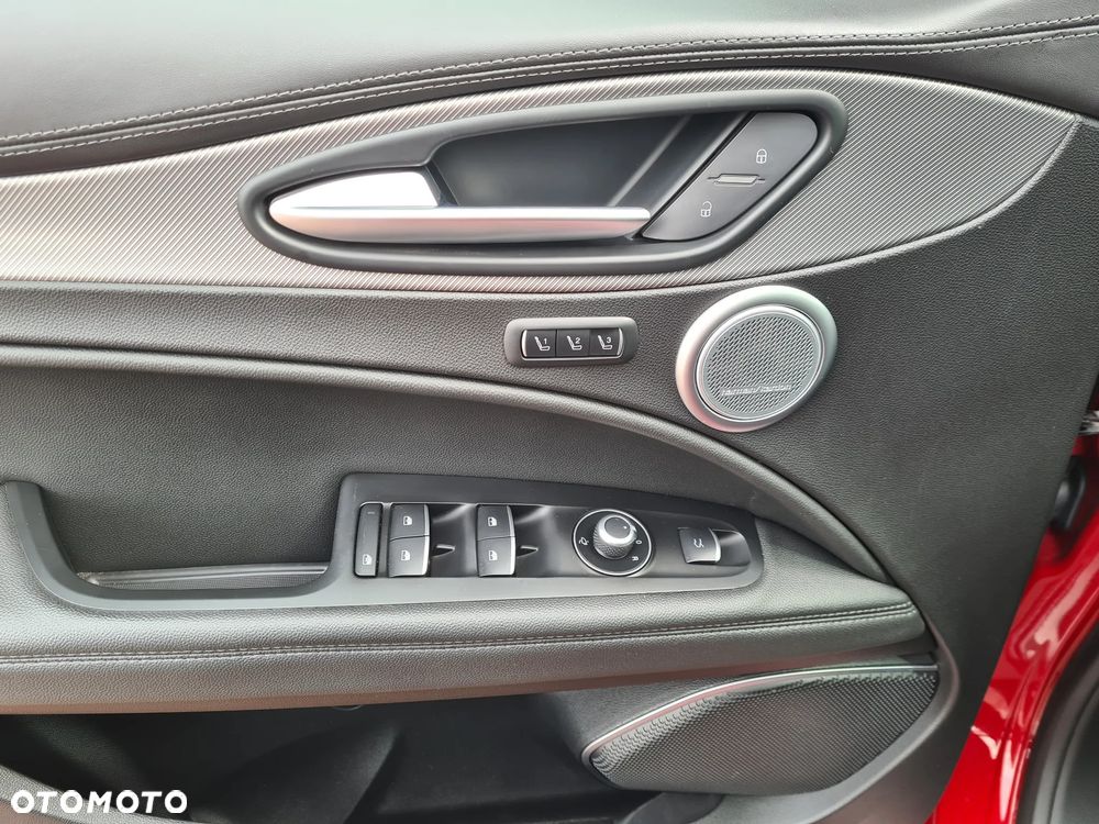 Alfa Romeo Stelvio 2.0 Turbo Veloce Q4 - 10