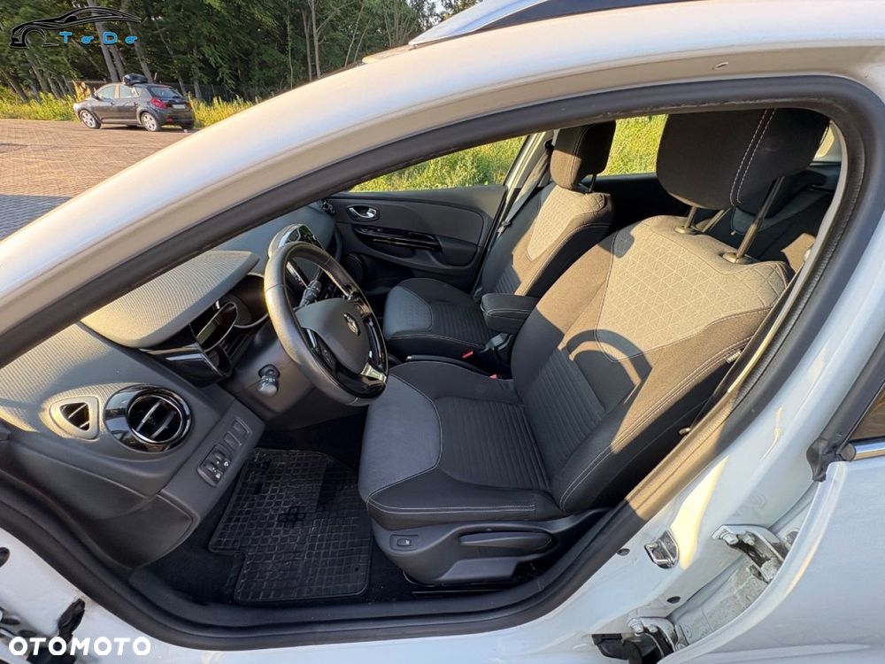 Renault Clio Energy dCi 90 EDC Initiale Paris - 16