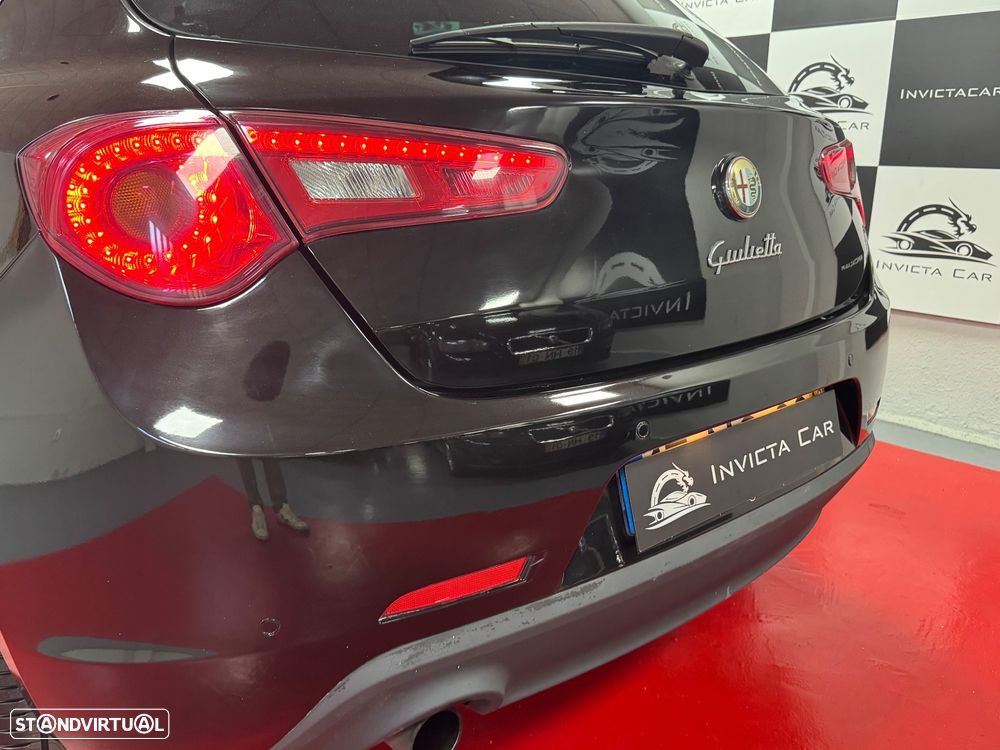 Alfa Romeo Giulietta 1.6 JTDM Veloce - 12