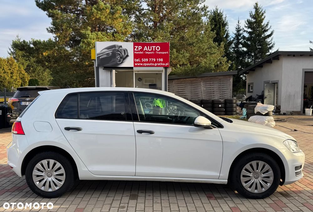 Volkswagen Golf - 5