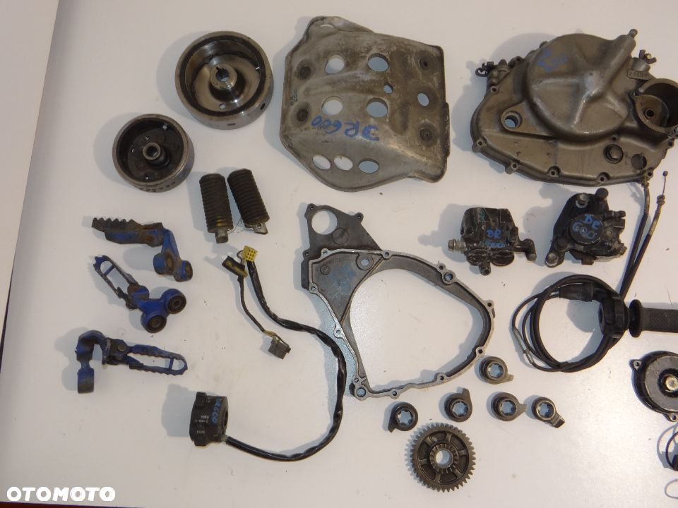 DR 600 650 pokrywa dekiel silnika sprzęgła, osłona ramy, podnóżek, koło magnesowe, zacisk hamulca, czujnik luzu - 3