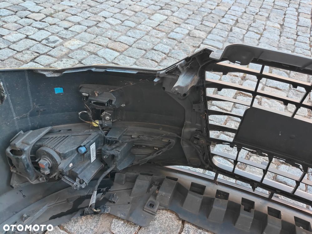 Zderzak przedni Audi A3 8V Sportback 3D Przód Atrapa Grill Halogeny LB9Y - 33