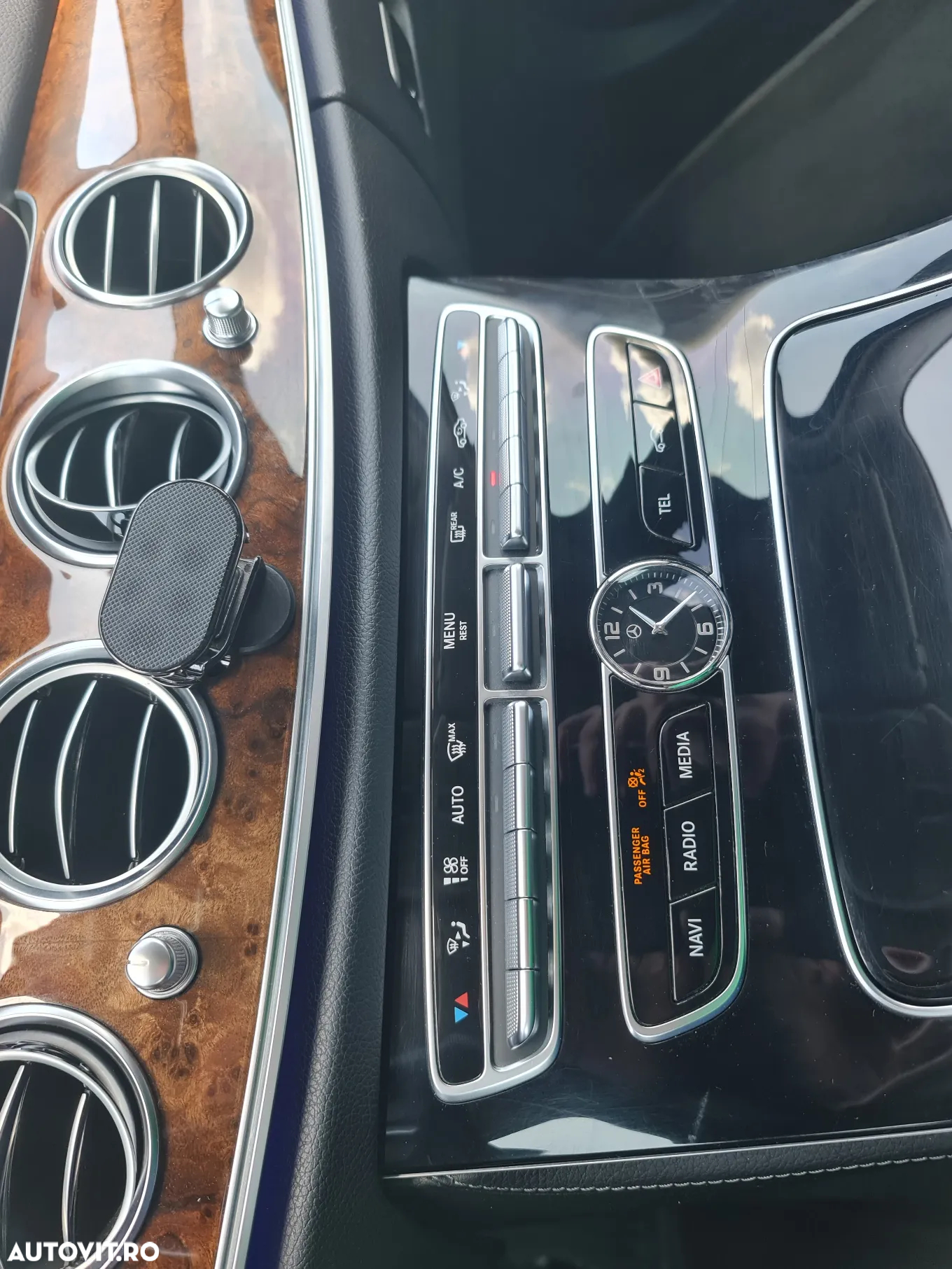 Mercedes-Benz E 220 d T 9G-TRONIC - 20