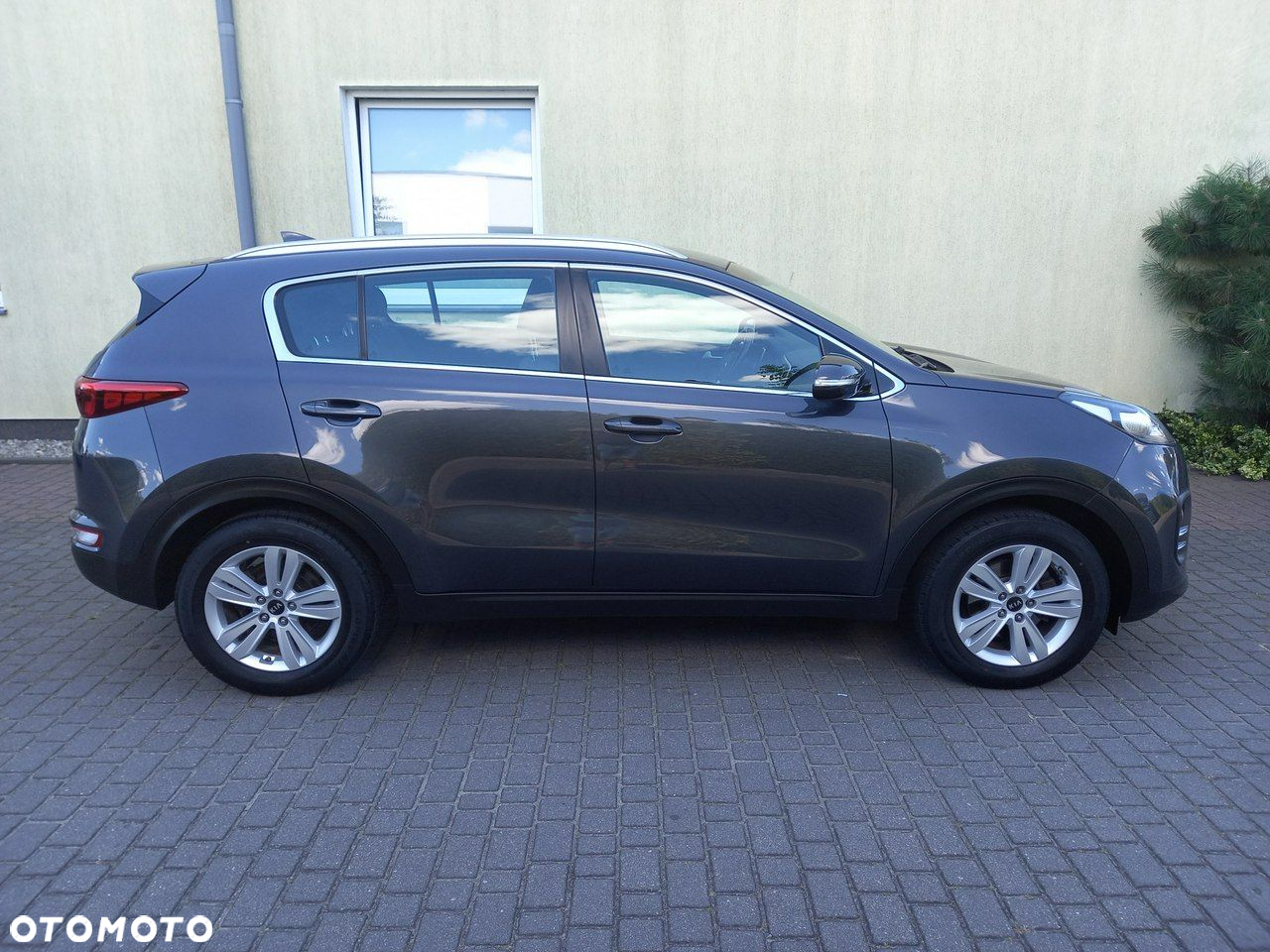 Kia Sportage 1.6 GDI 2WD DREAM-TEAM EDITION - 16