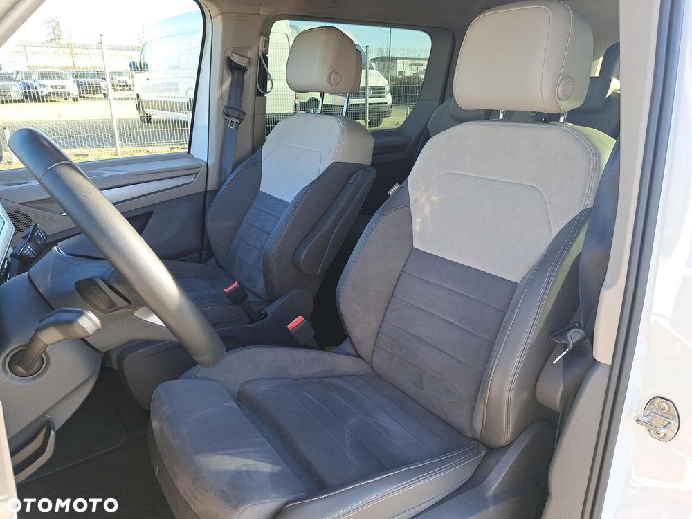 Volkswagen Multivan - 12