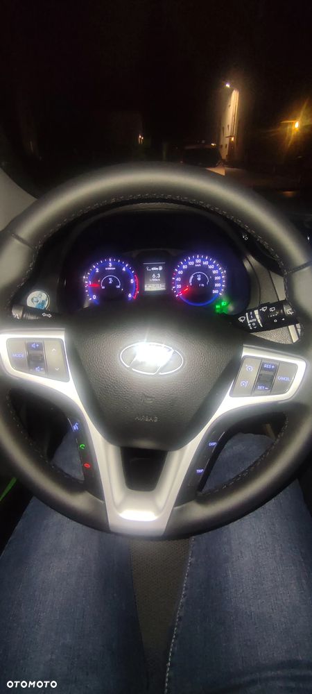 Hyundai i40 1.7 CRDi Comfort + - 16