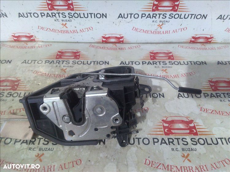 broasca usa stanga fata bmw seria 1 an fabr. 2008 - 1