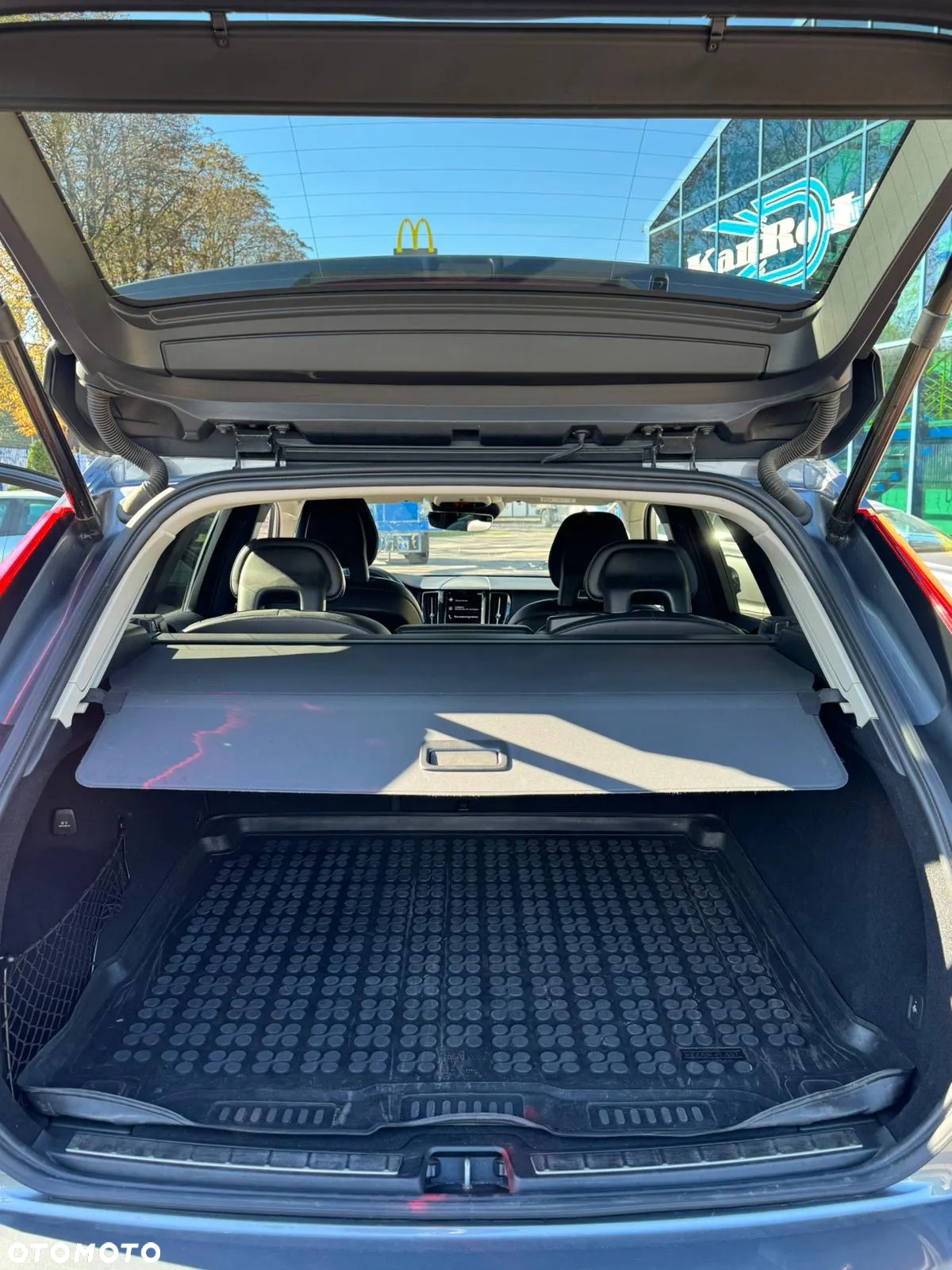 Volvo XC 60 D5 SCR AWD Inscription - 11