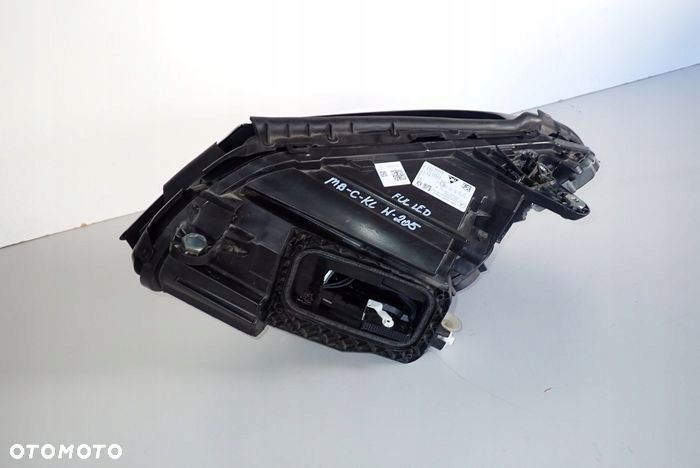MERCEDES W205 C-KLASA LED PERFORMANCE 18- reflektor prawy lampa A205966006 - 4