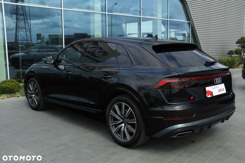 Audi Q8 - 7