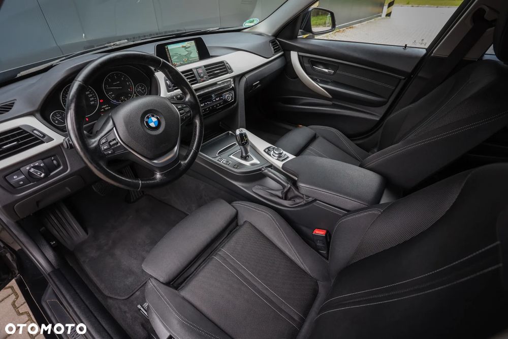 BMW Seria 3 320d Sport Line Shadow sport - 16