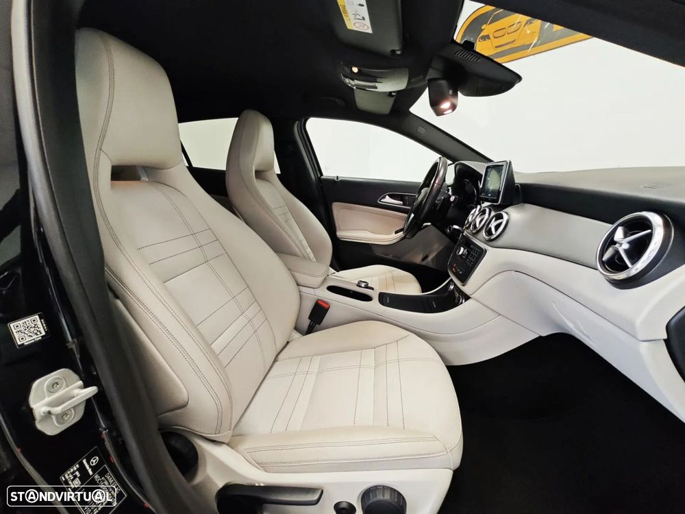 Mercedes-Benz GLA 200 d 4Matic 7G-DCT Urban - 41