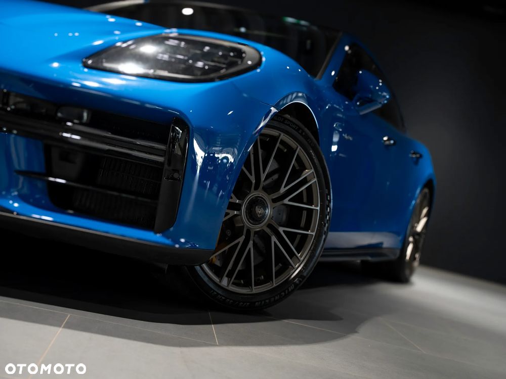 Porsche Panamera Turbo S E-Hybrid PHEV - 12