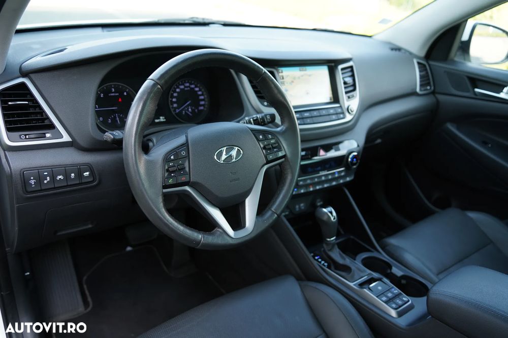 Hyundai Tucson 2.0 CRDI 4WD 6AT Luxury+ - 11