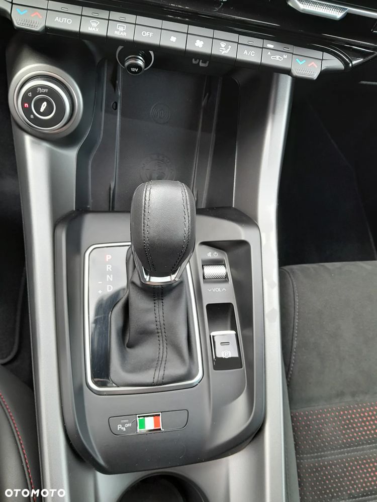 Alfa Romeo Tonale 1.5 T4 GSE mHEV Veloce DCT - 10