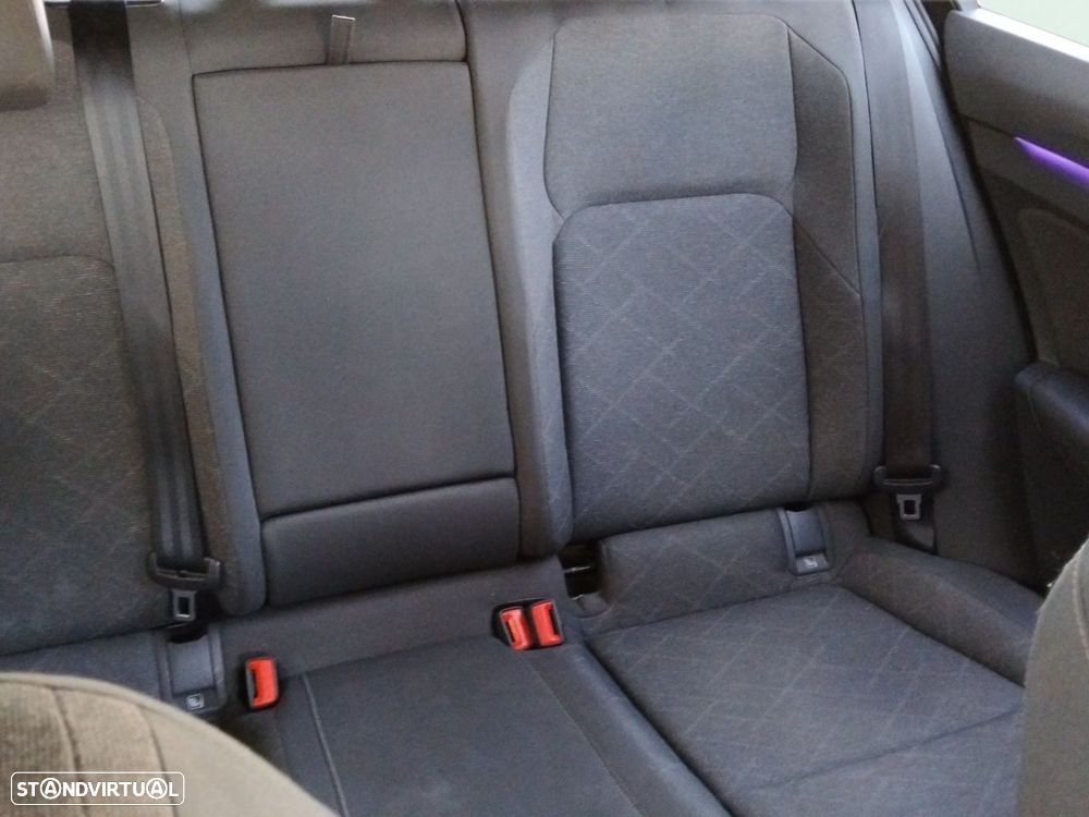 VW Golf 1.0 TSI Life - 18