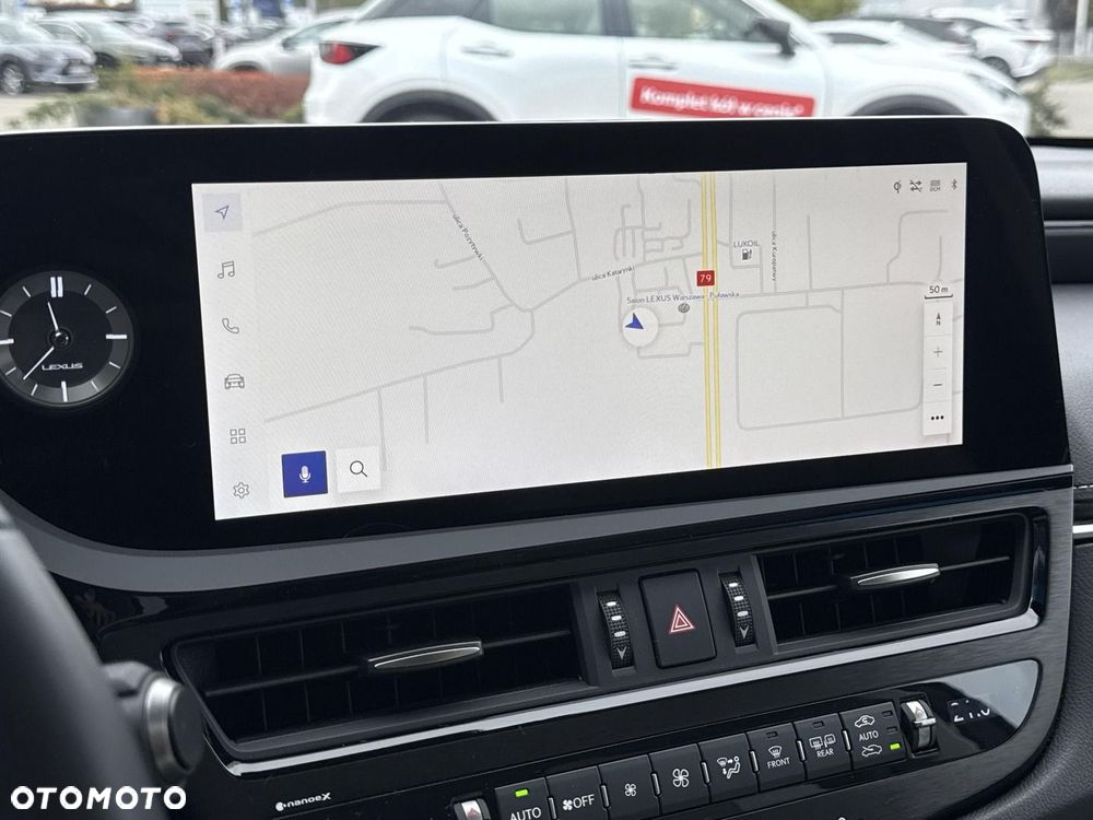 Lexus ES 300h Business Edition - 17