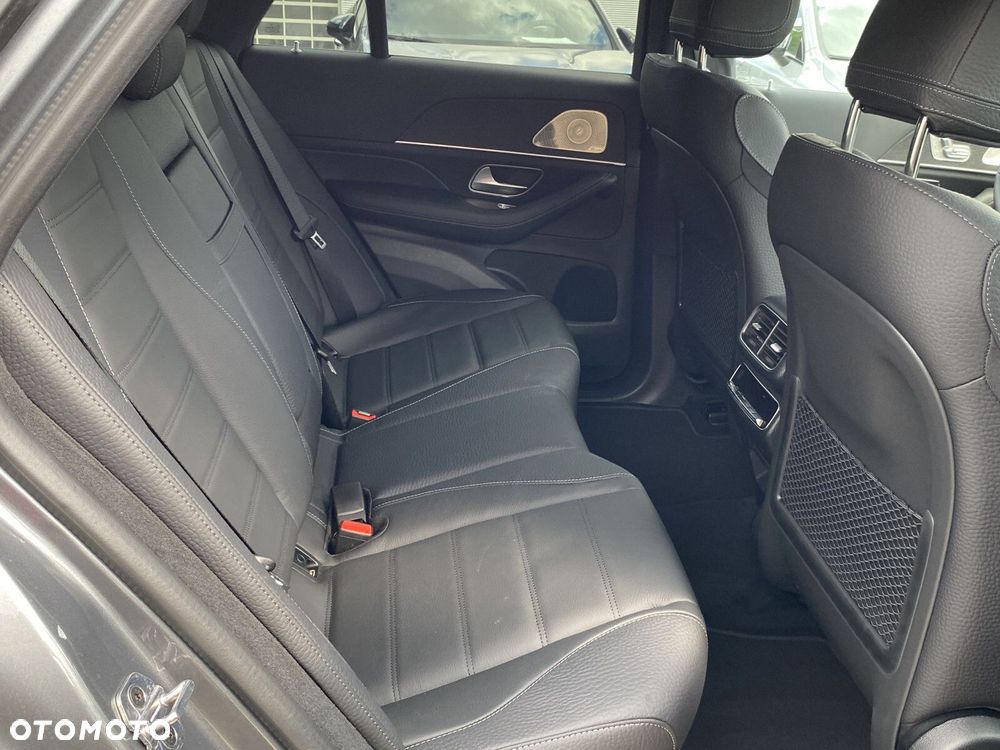 Mercedes-Benz GLE - 26