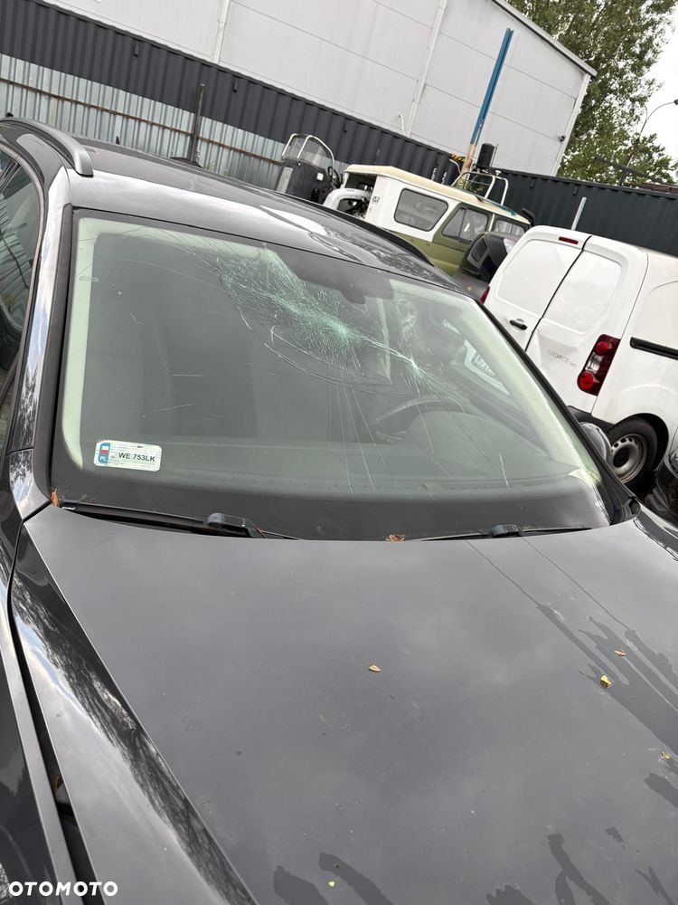 Volkswagen Passat 1.6 TDI BMT City - 3