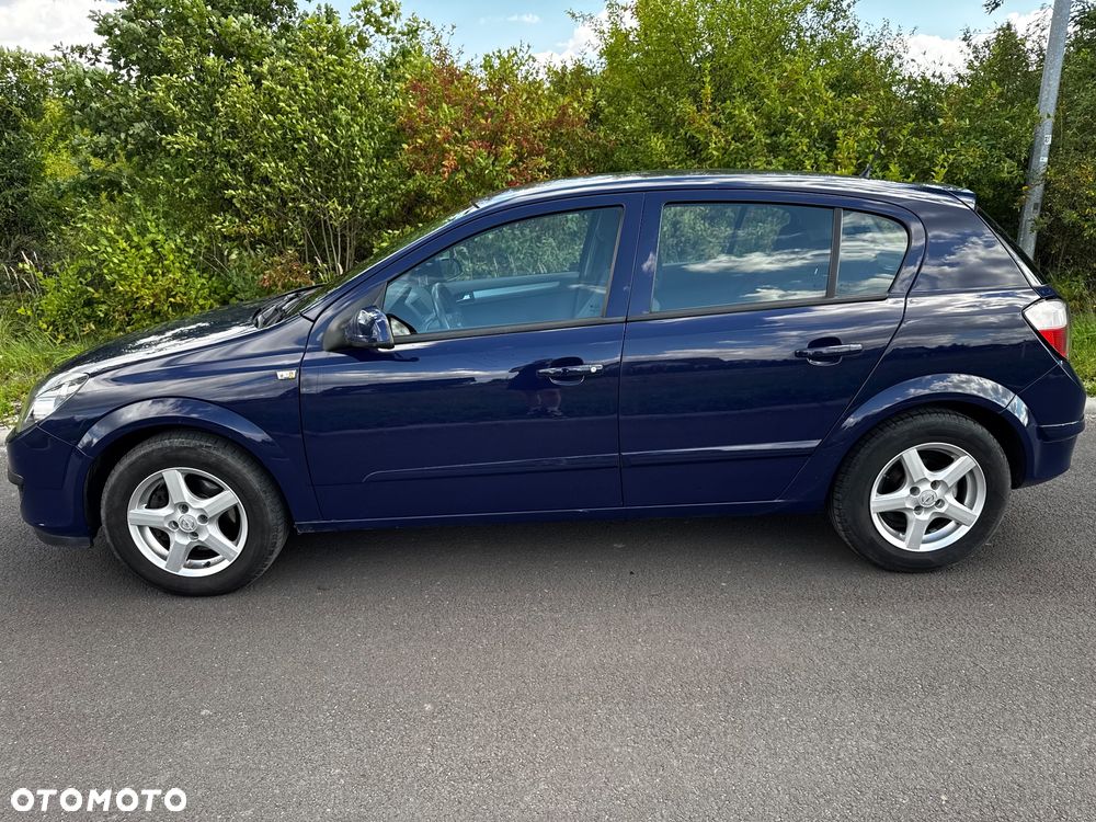 Opel Astra 1.4 Essentia - 5