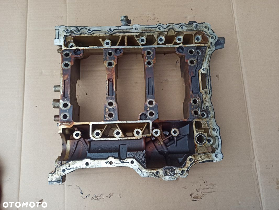 Półblok podpora podstawa wału AUDI A4 B8 A5 3.2FSI CAL 06E103032 - 7