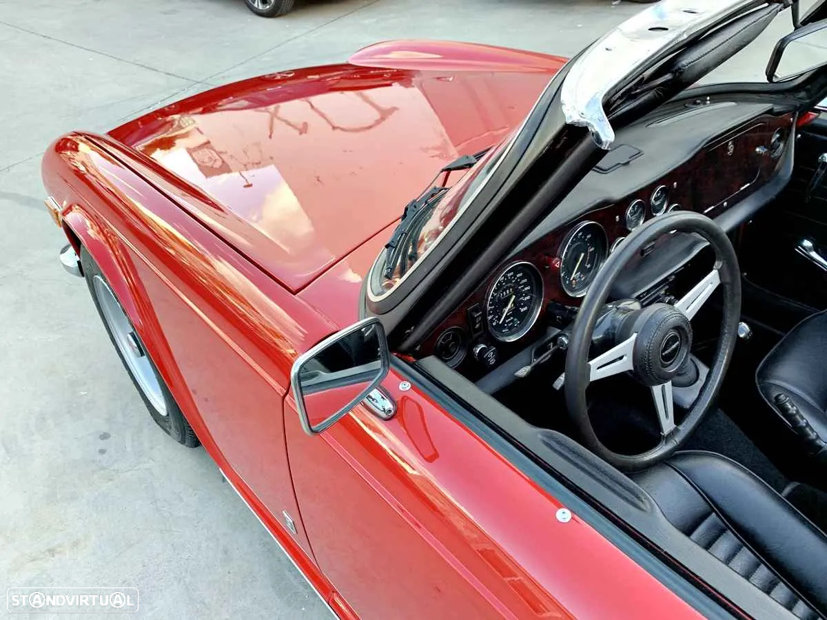 Triumph TR6 - 50
