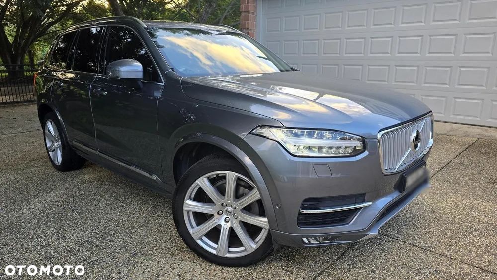 Volvo XC 90 - 2