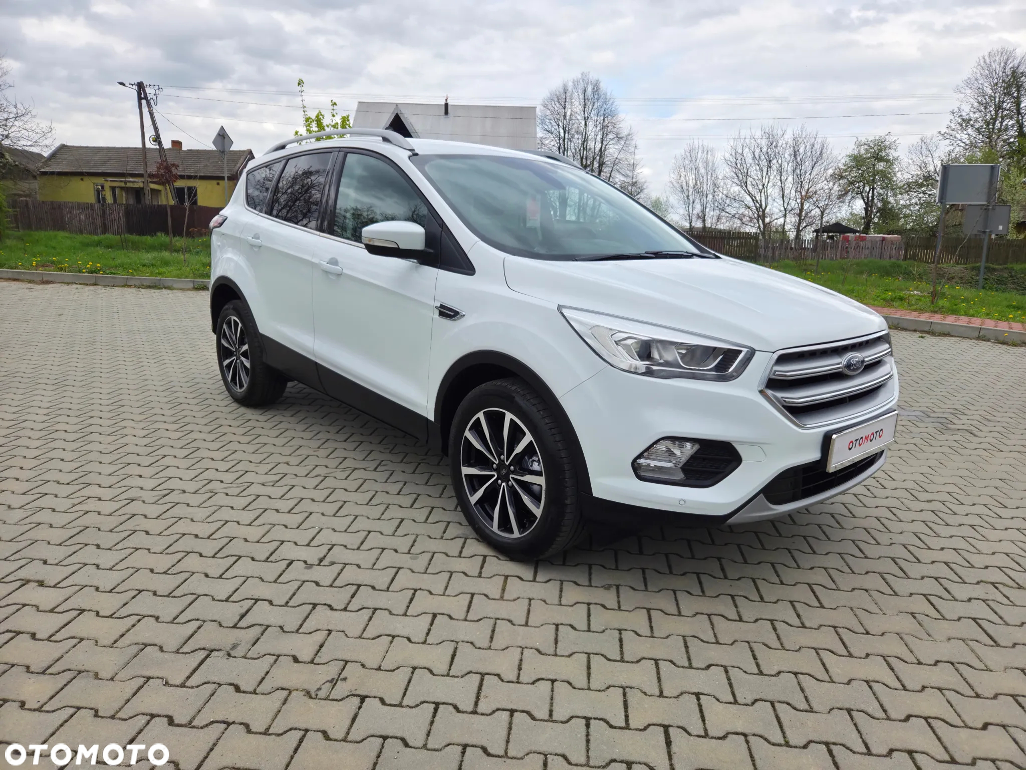 Ford Kuga 1.5 EcoBoost FWD Titanium - 2