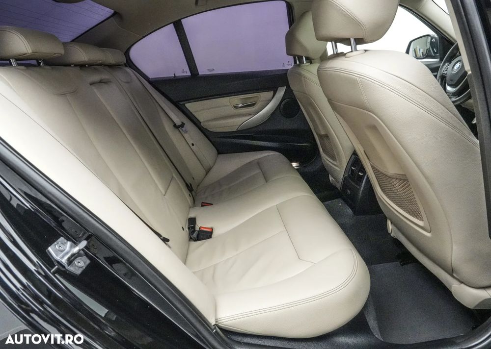 BMW Seria 3 330e iPerformance AT Luxury Line Purity - 17