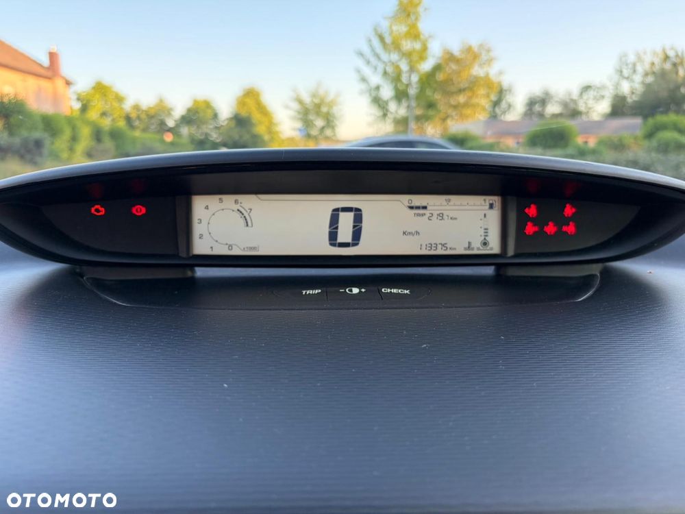 Citroën C4 1.6 THP Exclusive - 11