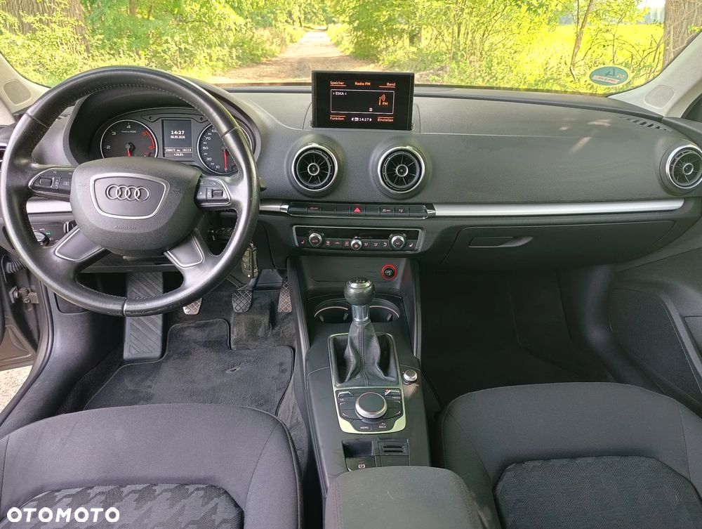Audi A3 Sportback 1.6 TDI Attraction - 15