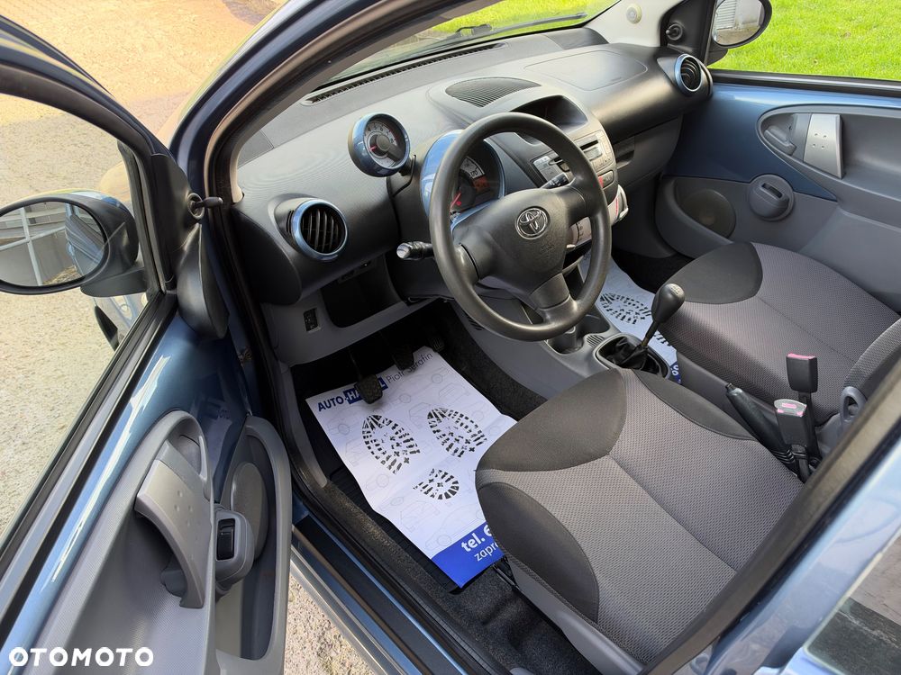 Toyota Aygo - 14